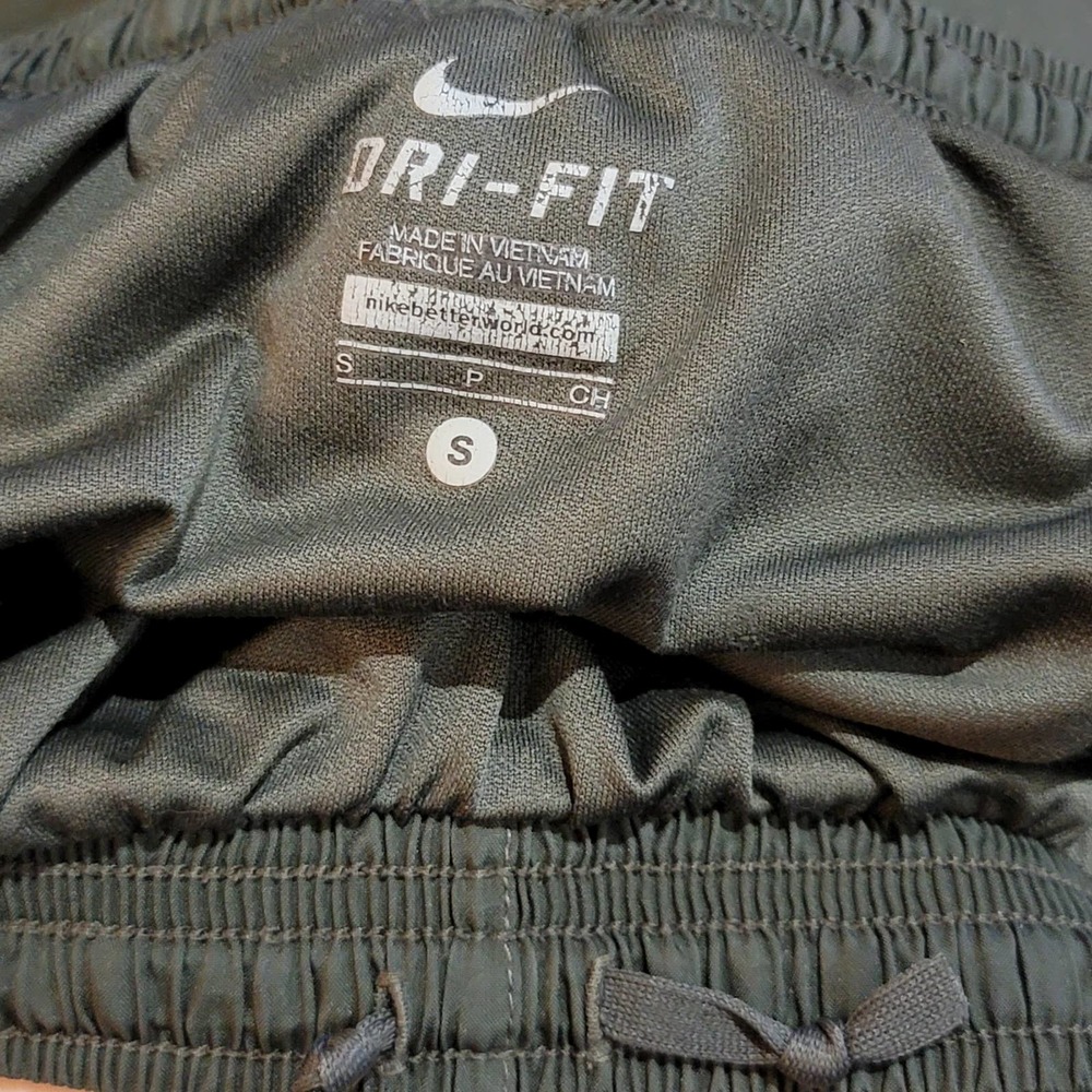 Nike DRI FIT Gray and Pink Running Shorts Small - Picture 3 of 4